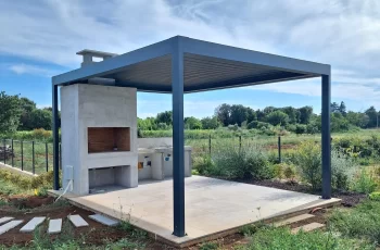 Pergola za roštilj