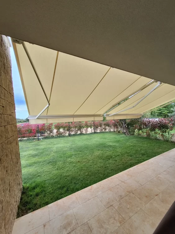 Zglobna tenda - kvalitetna i brza montaža Pula ,Poreč, Rovinj Rolo tenda